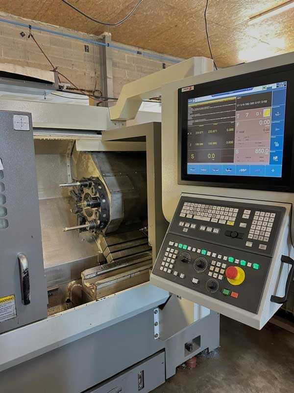 Tour à commande numérique — Tournage CNC dans l'atelier MB Concept